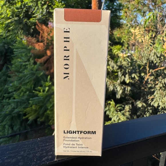 Morphe Lightform‎ Extended Hydration Foundation Rich 27N Deep Rich Neutral - Picture 2 of 4